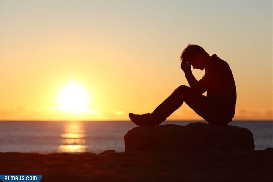 سببب الشعور بالوحدة بالرغم من وجود الناس