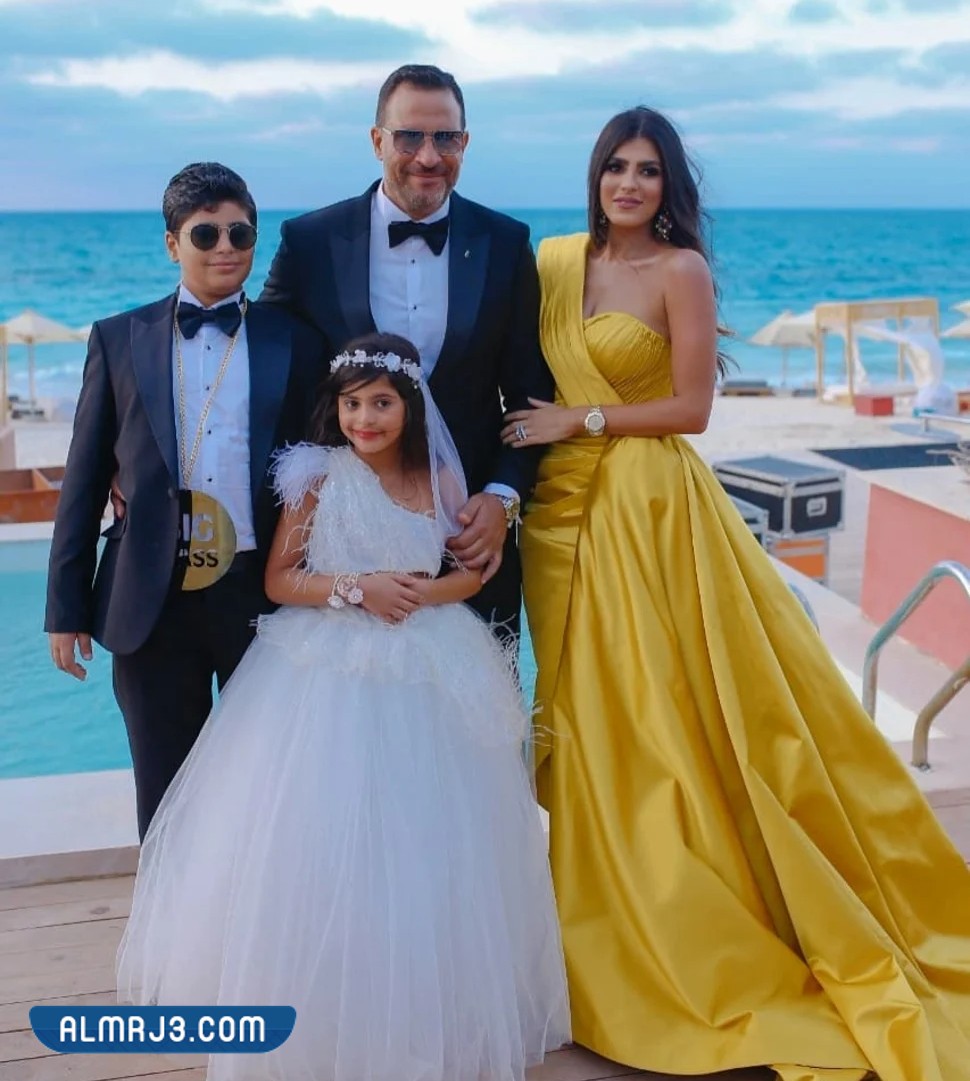 صور ماجد المصري مع عائلته