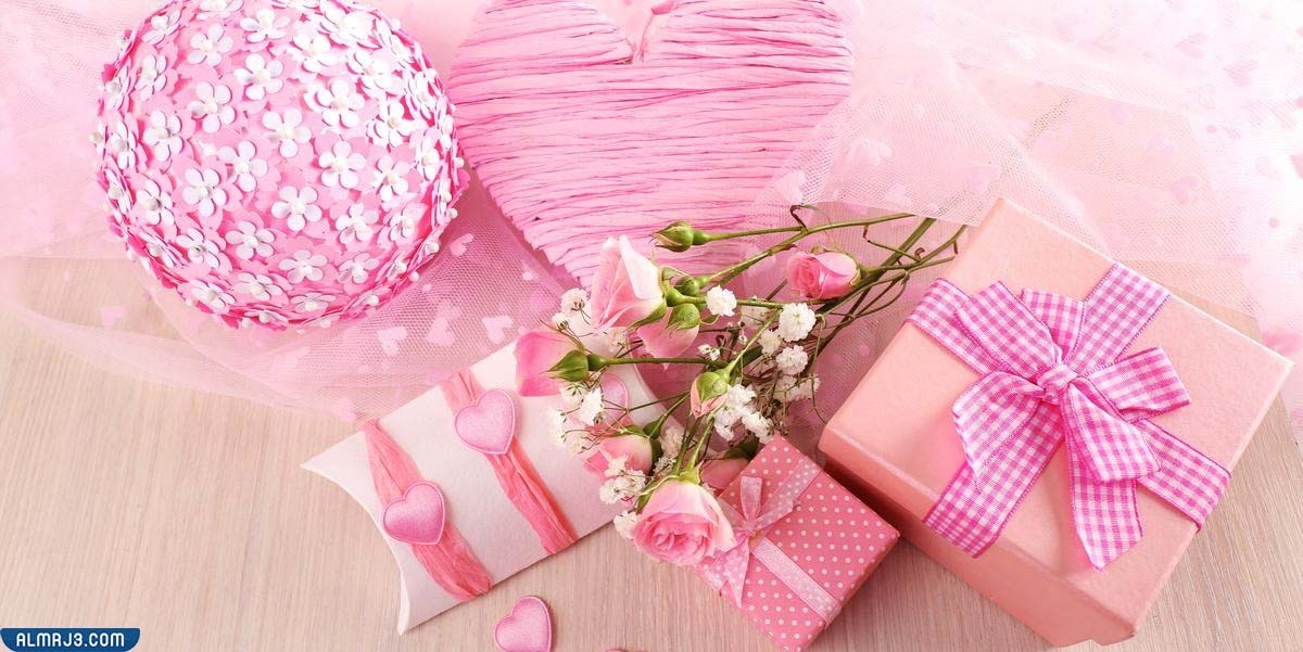 تقديم الهدايا