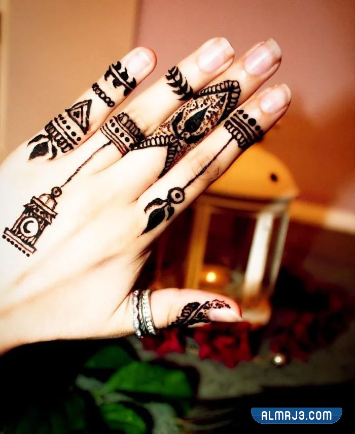 صور نقشات حناء رمضانية 2021