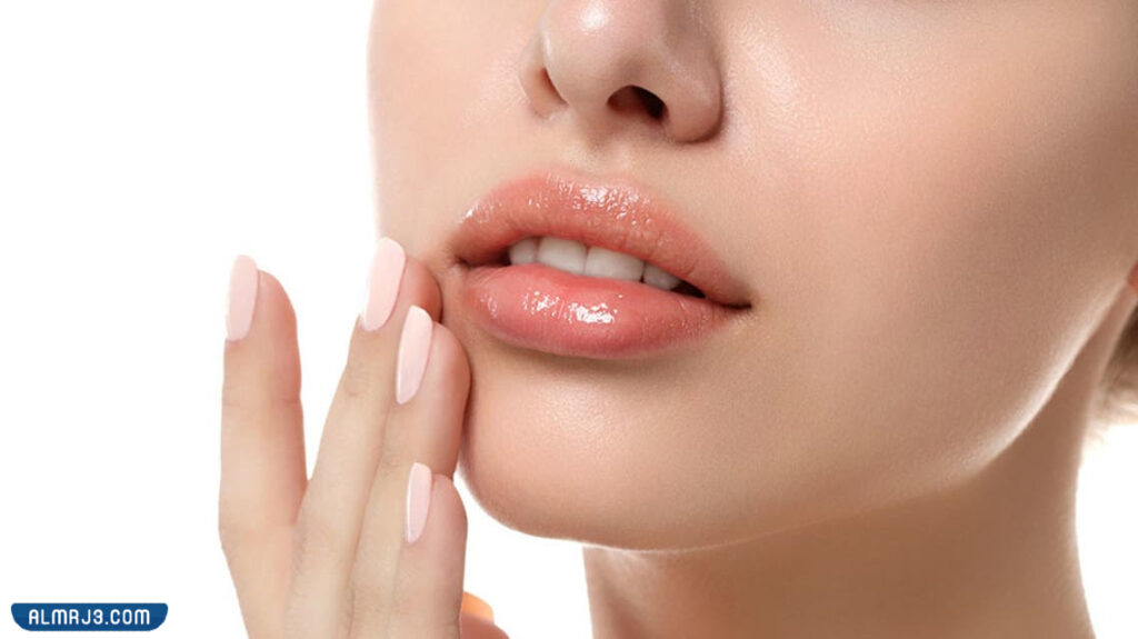 هل مرطب الشفاه يفطر في رمضان؟