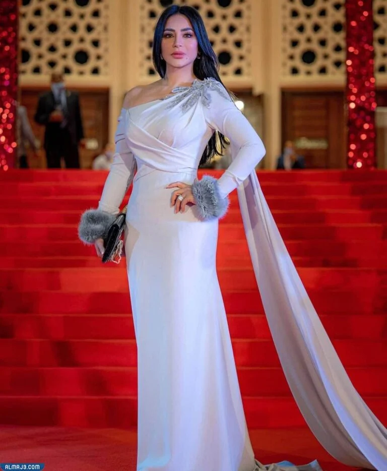 لجين عمران السيرة الذاتية