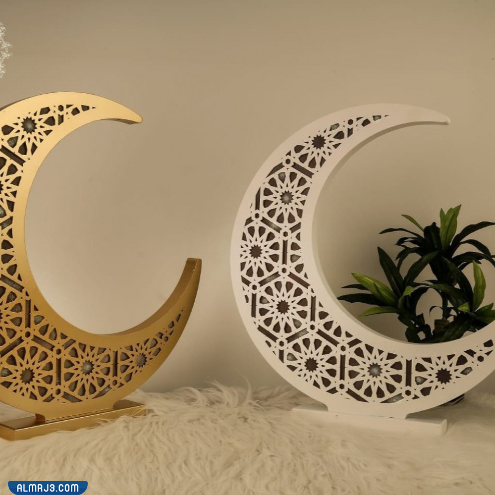 مجسم هلال رمضان كبير