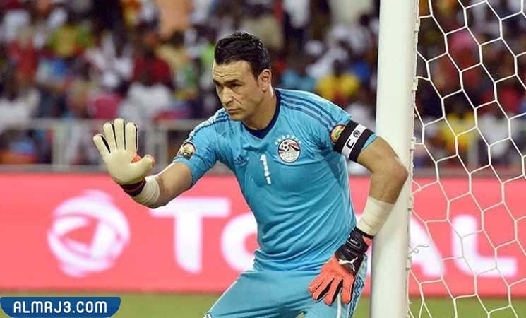 من هو اكبر لاعب سنا شارك في كأس العالم