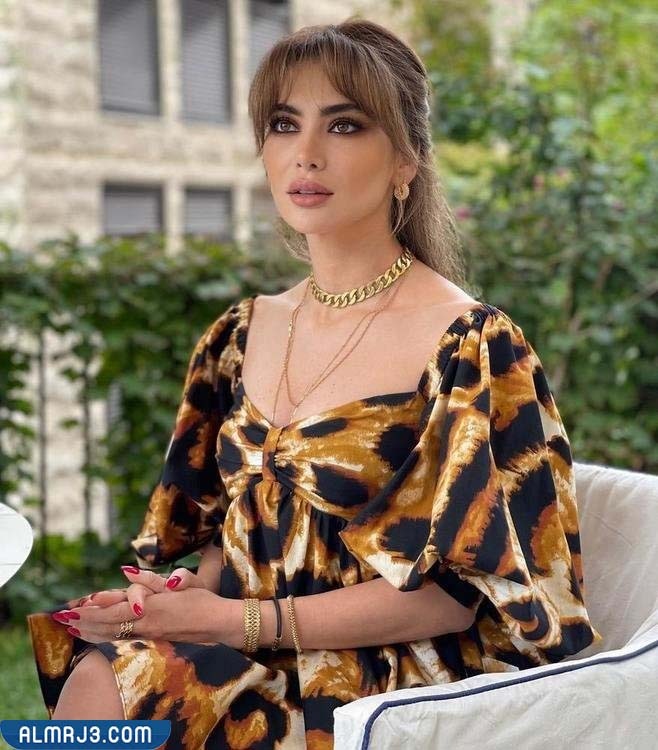 من هي ستيفاني صليبا ويكيبيديا