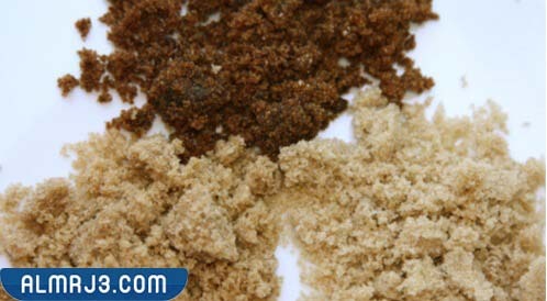 الفرق بين السكر البني الفاتح والسكر البني الغامق