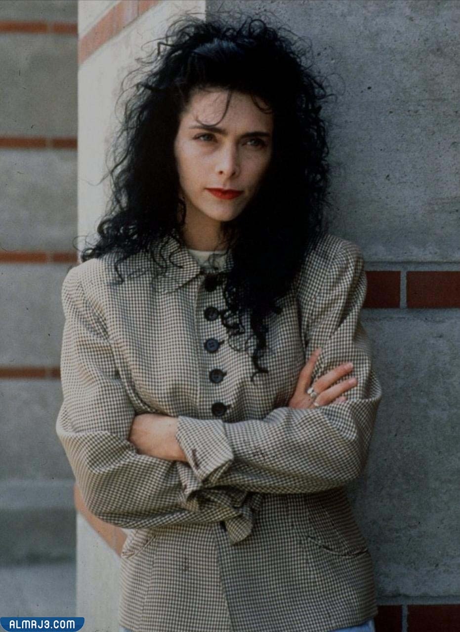 لوري آليسون السيرة الذاتية