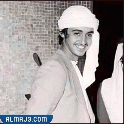 محمد بن زايد وهو صغير