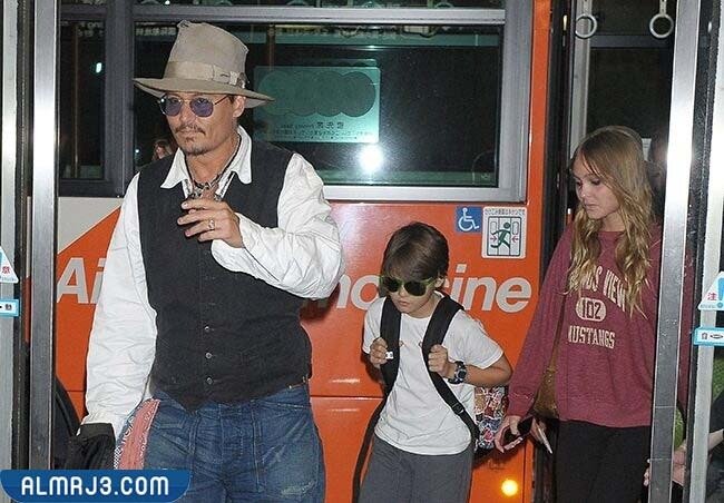 من هو جوني ديب ويكيبيديا