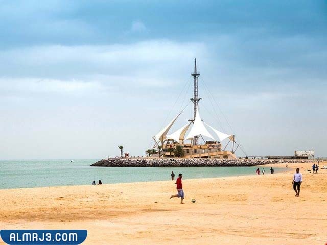 شاطئ أنجفة في الكويت
