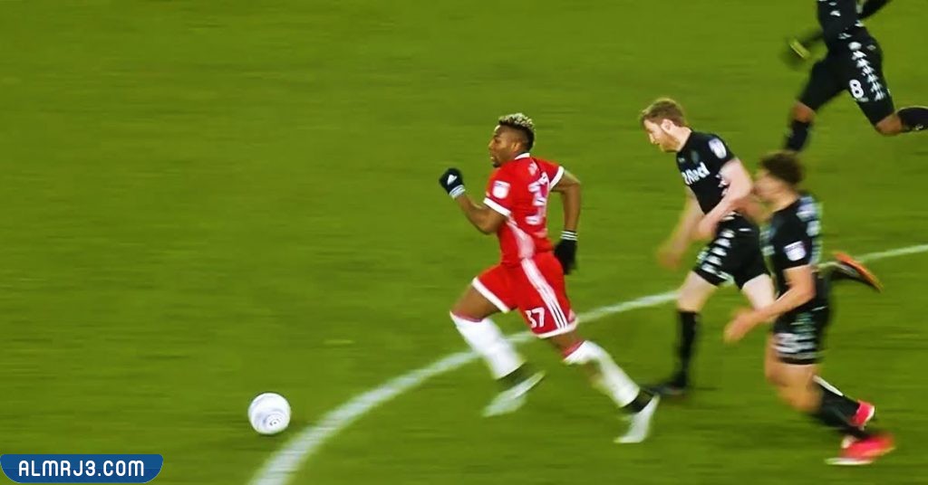 من هو اسرع لاعب في العالم