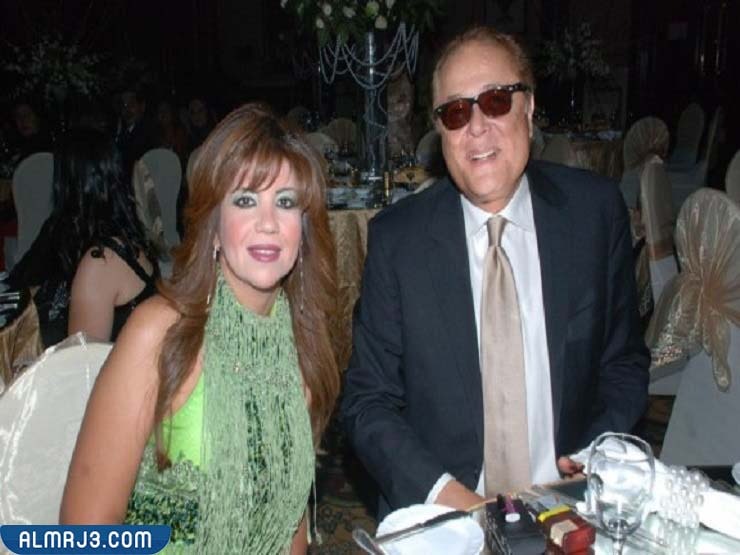 من هي زوجة محمود عبد العزيز ويكيبيديا