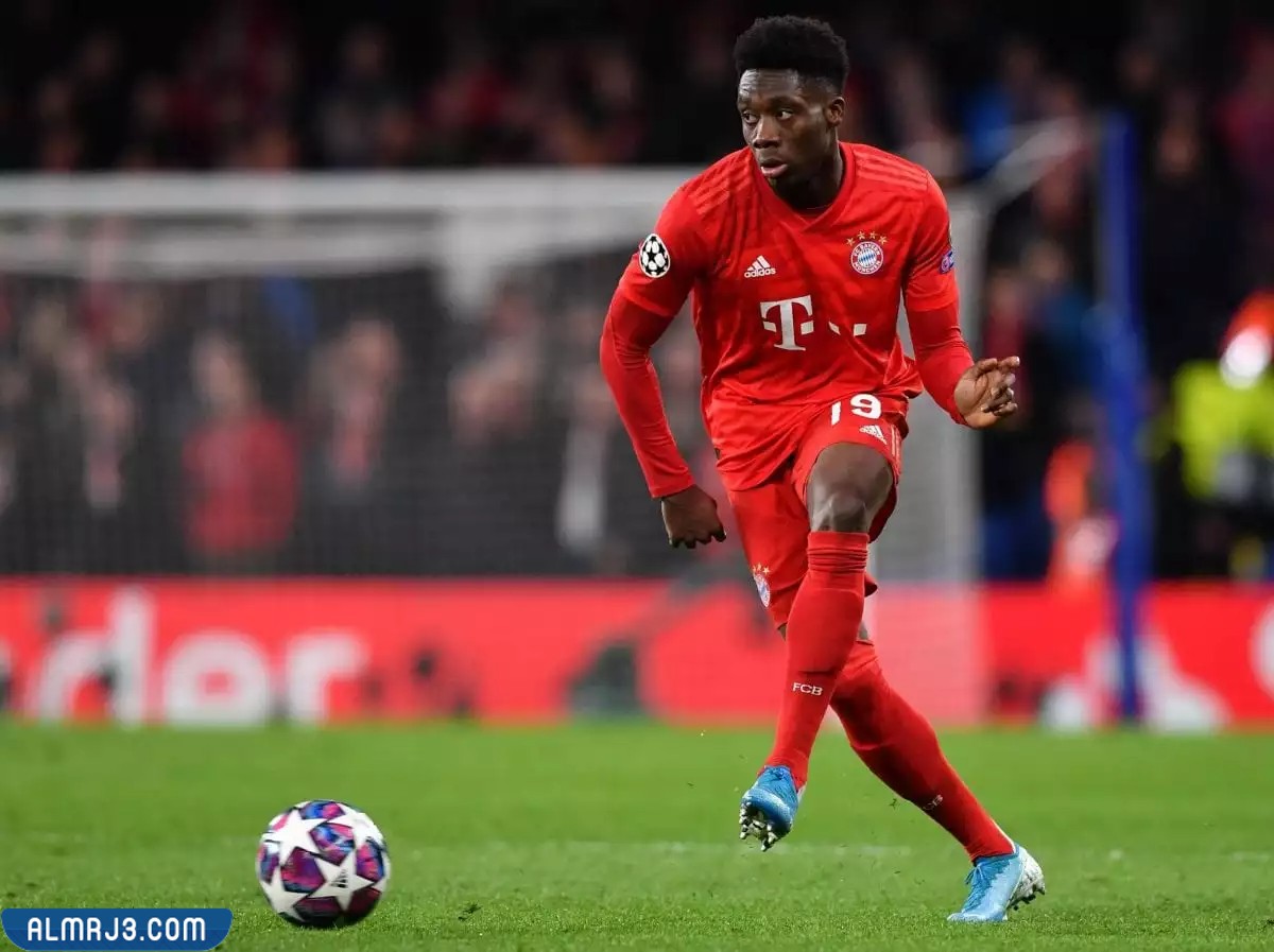 ألفونسو ديفيس السيرة الذاتية