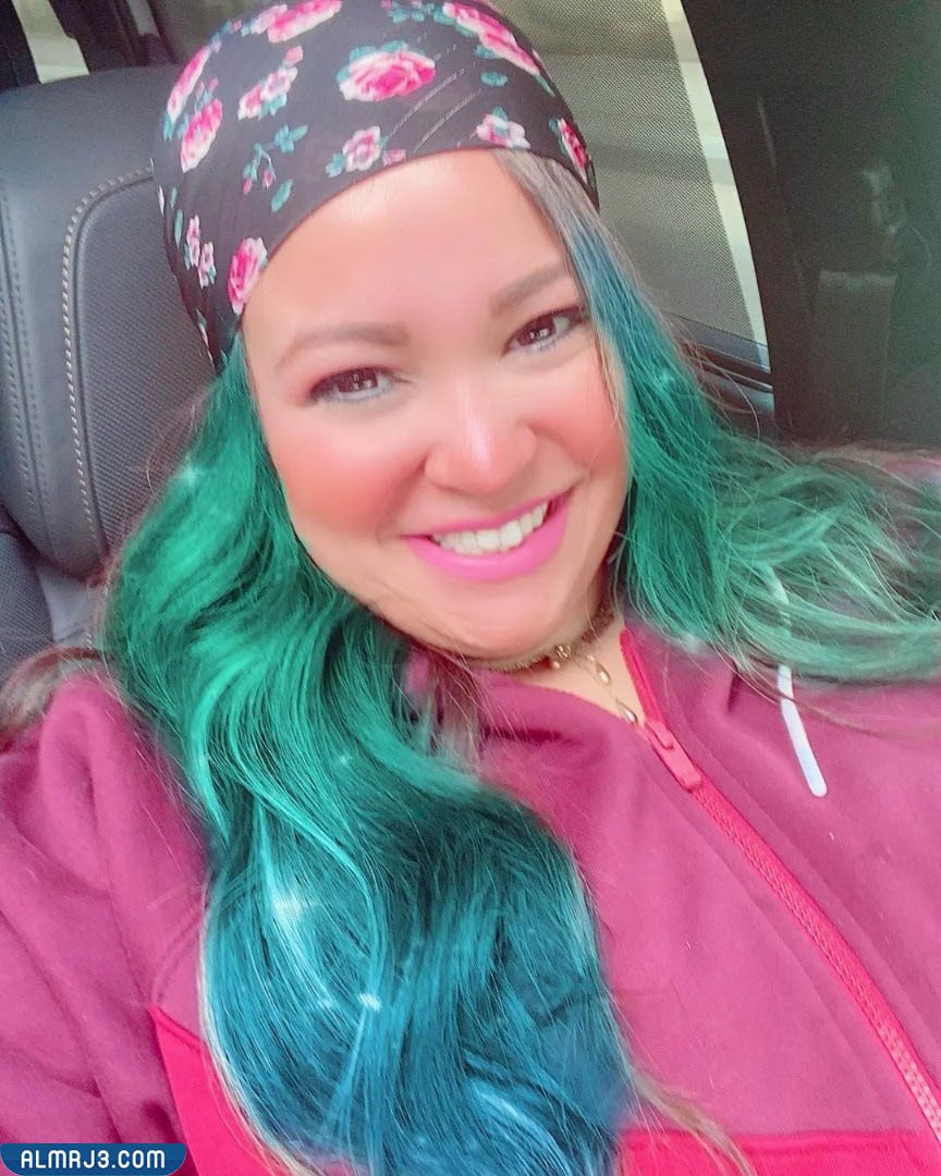 الممثلة دينا محسن