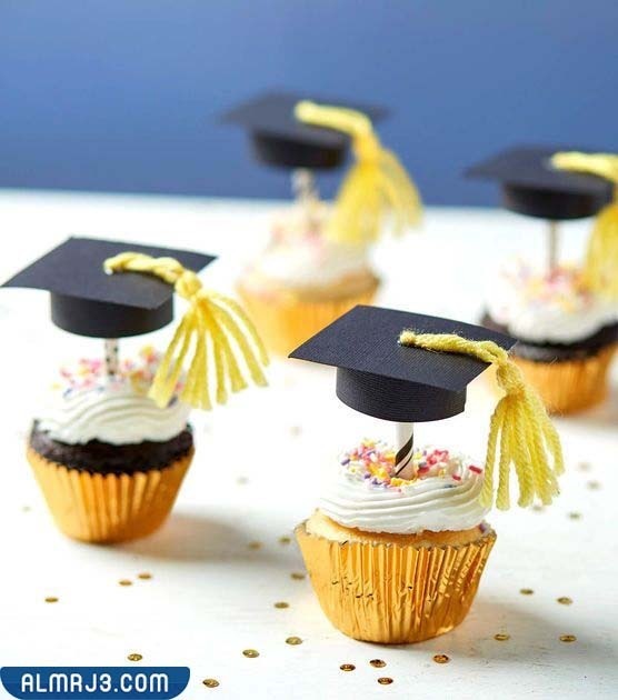 توزيعات حلويات تخرج