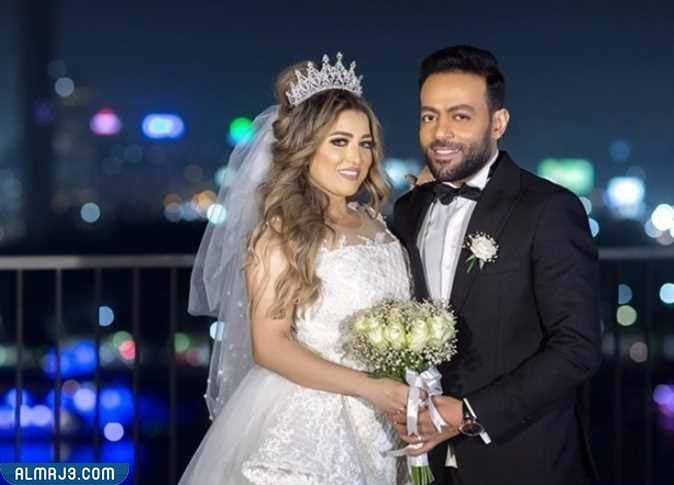 حقيقة انفصال تامر عاشور عن زوجته