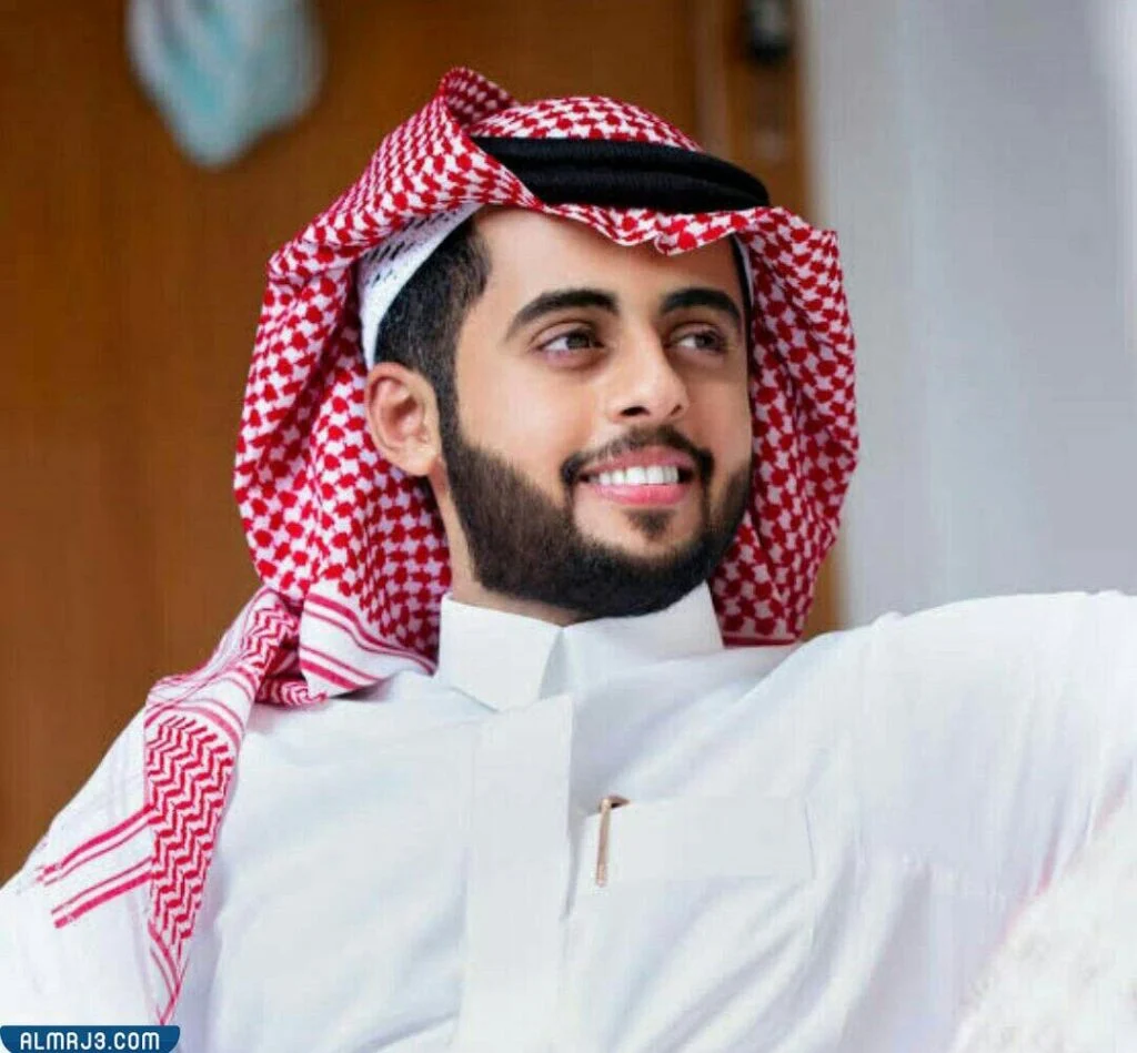 من هو عبد العزيز العقلا ويكيبيديا