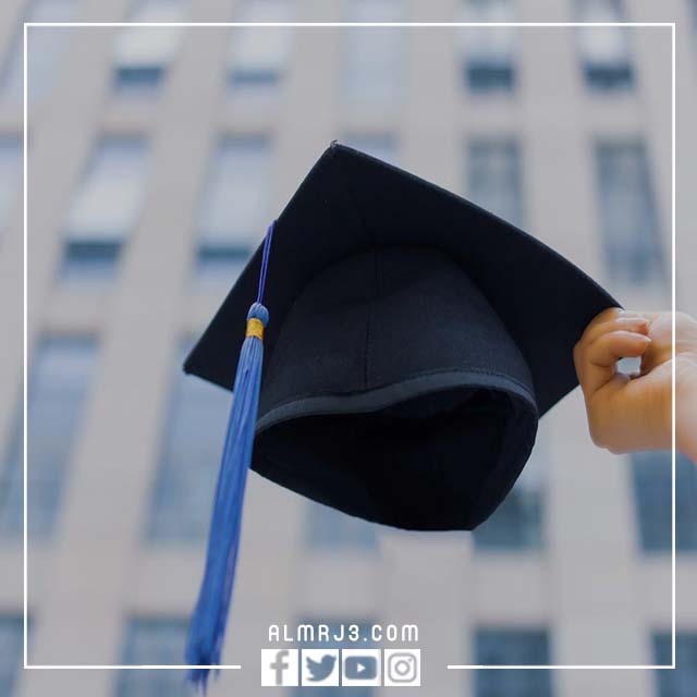 قبعات تخرج ساده