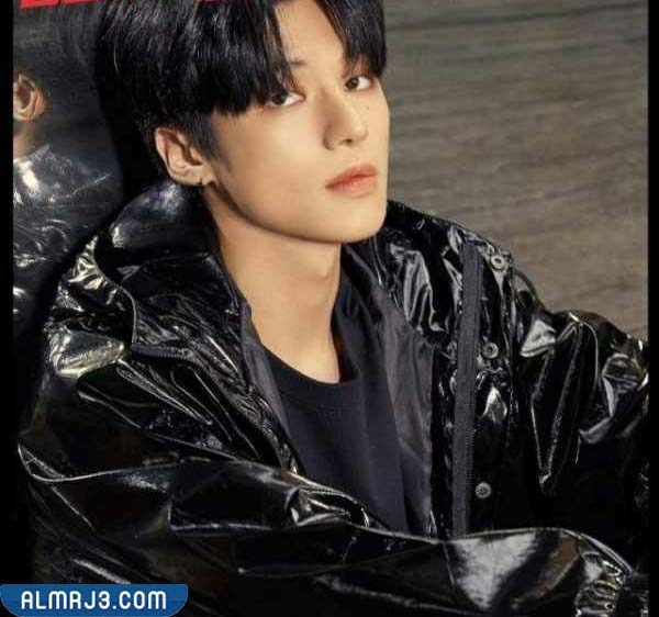 كم اعمار أعضاء فرقة ايتيز (6)