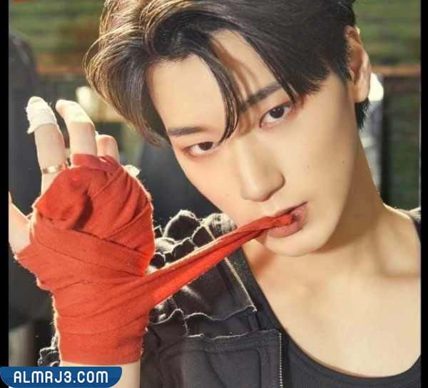 كم اعمار أعضاء فرقة ايتيز (6)