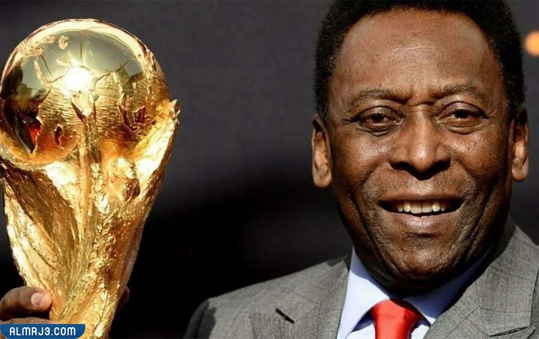 كم كان عمر بيليه عندما اعتزل