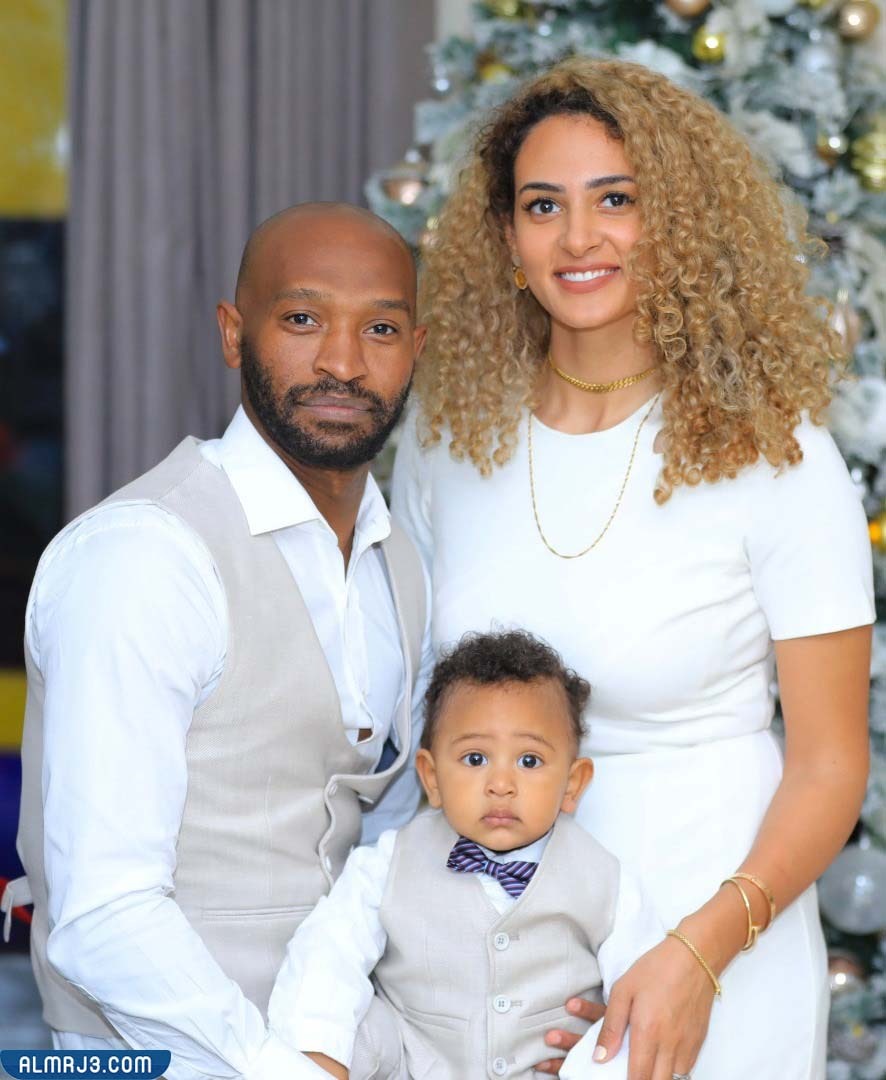 شيكابالا وزوجته وابنه