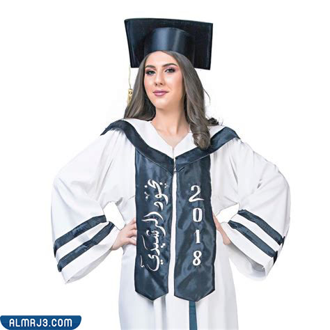 موديلات عبايات تخرج جاهزة 2022