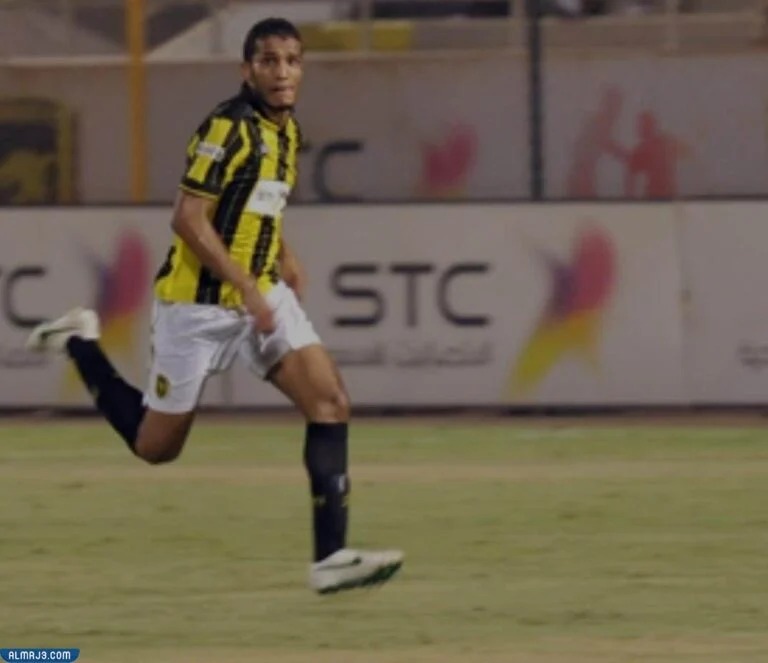 نايف هزازي السيرة الذاتية