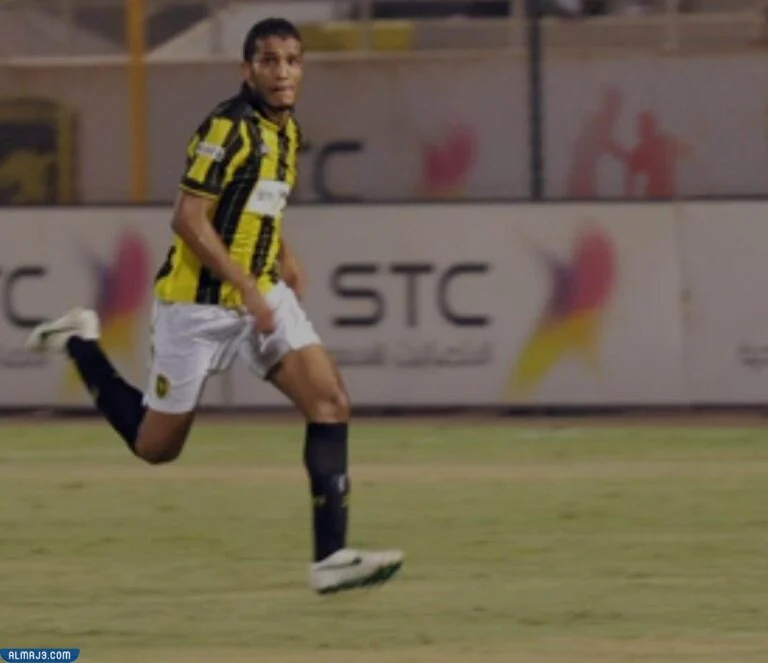 نايف هزازي السيرة الذاتية