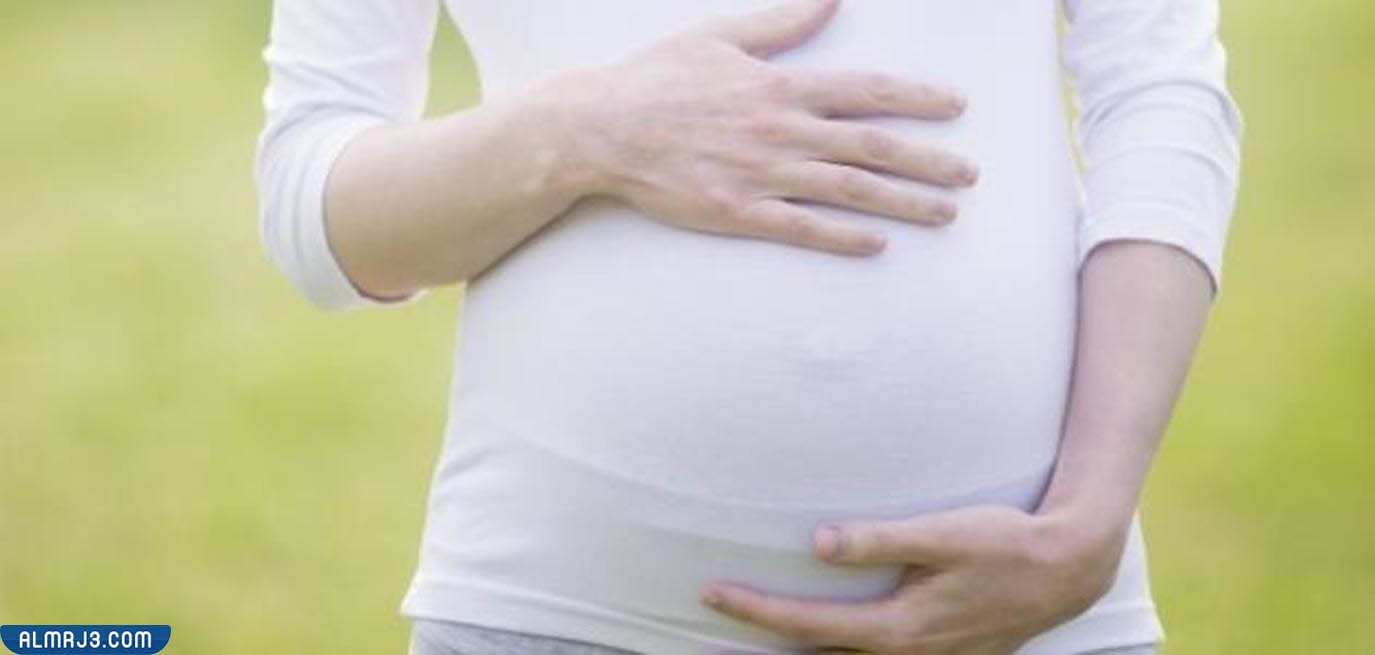 أسباب ظهور بثور على السمع في الشهر الثالث من الحمل 