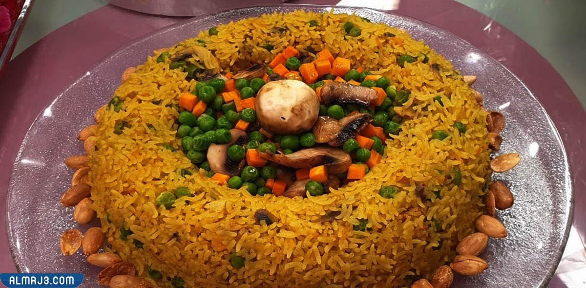 طريقة طبخ الكبسة المشكلة باللحم والدجاج والخضروات