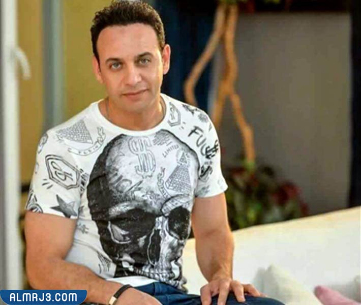 مصطفى قمر السيرة الذاتية