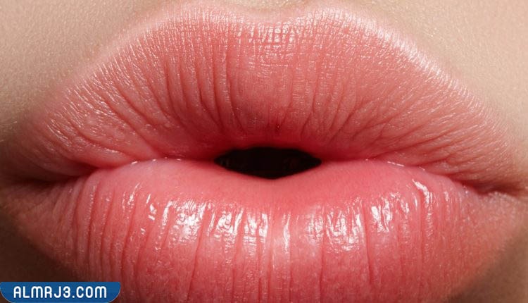 5 وصفات طبيعية للشفاه الوردية والناعمة