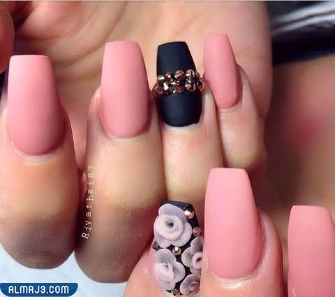 ما هي مدة بقاء أظافر الأكريليك؟