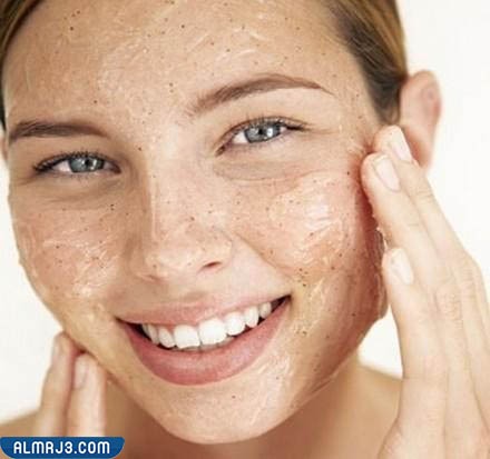 فوائد تقشير البشرة