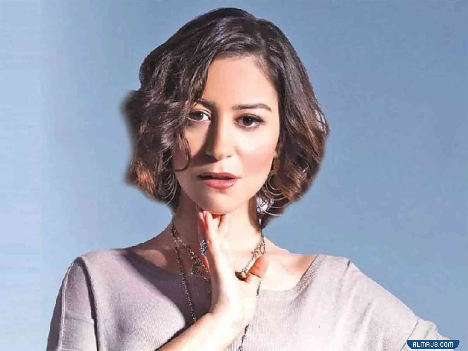 سبب عدم زواج منة شلبي