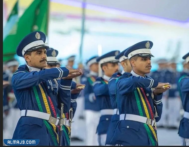 لبس كلية الملك فيصل الجوية