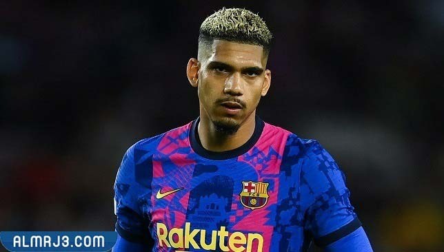 رونالد اراوخو السيرة الذاتية