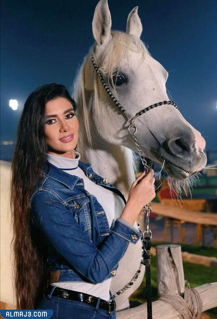 أحلام العجارمة السيرة الذاتية