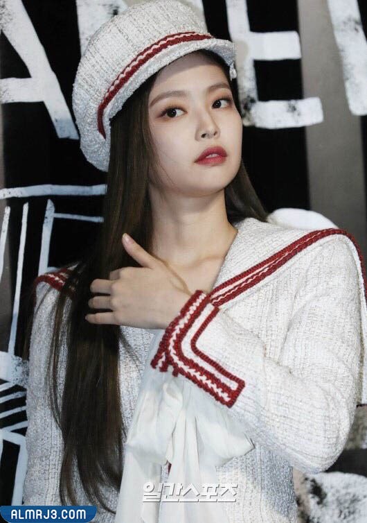 من هي قائدة فرقة بلاك بينك