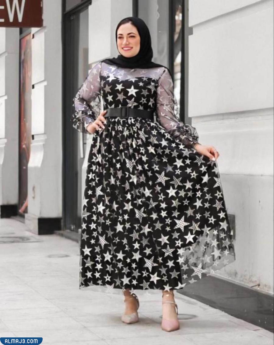 فساتين سهرة بالأبيض والأسود للمحجبات