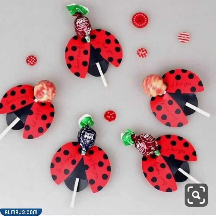 توزيعات للاطفال اول يوم دراسي