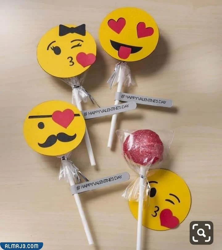 توزيعات للاطفال اول يوم دراسي