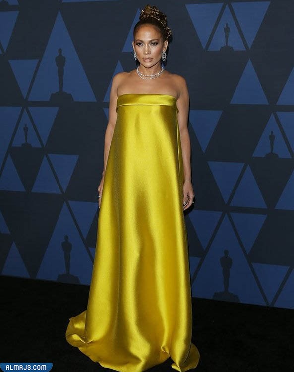 فساتين حرير لغير المحجبات