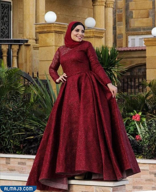 صور فساتين خطوبة انستقرام 2022