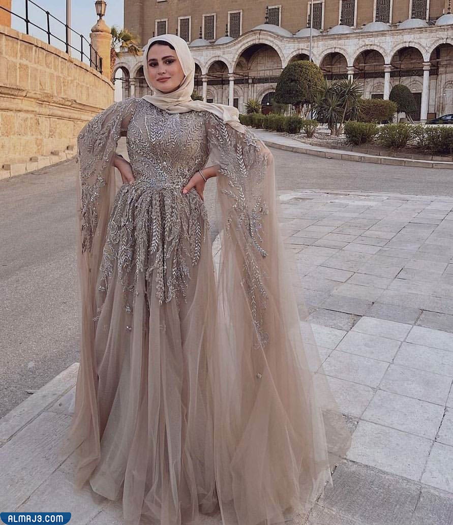 فساتين دانتيل سهرة محجبات