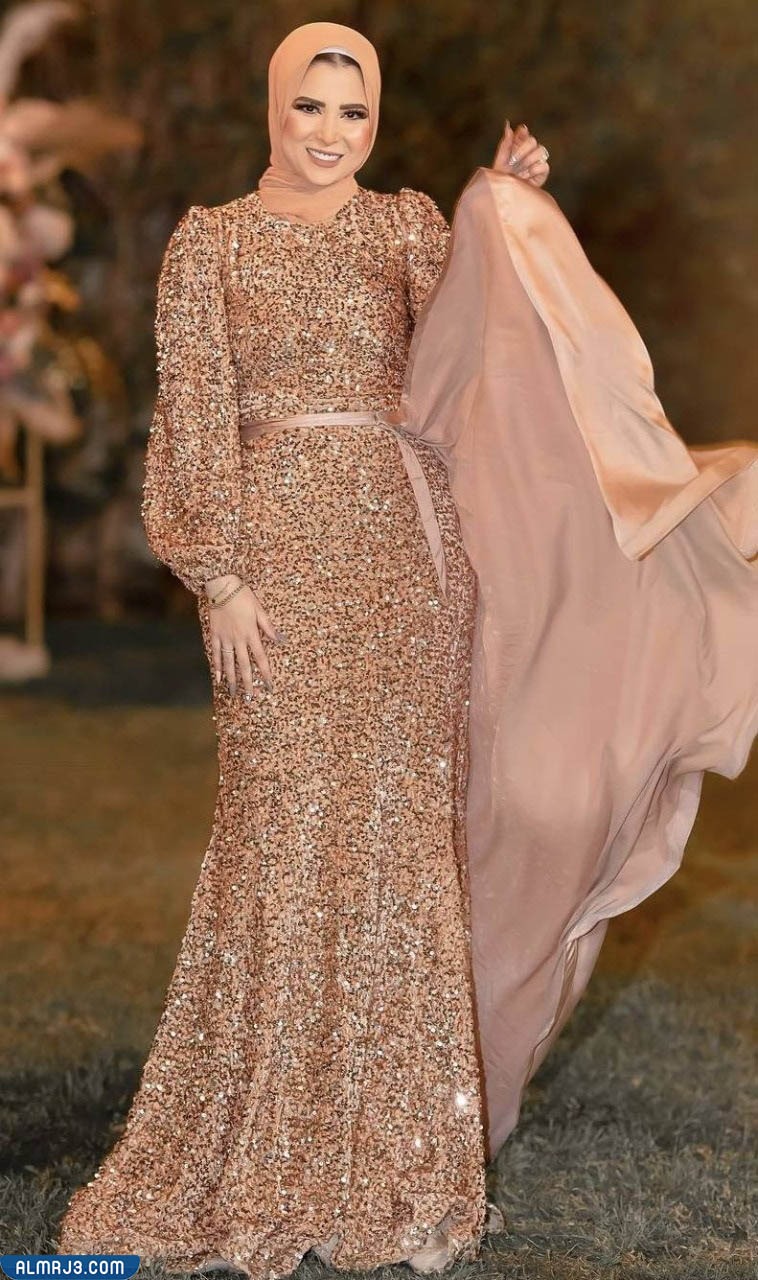 فساتين دانتيل سهره انستقرام