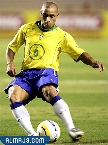 روبيرتو كارلوس السيرة الذاتية