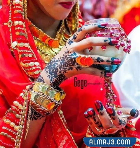 أشكال رسم حنة على الكفين