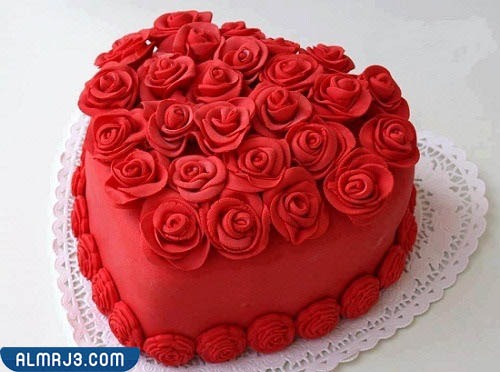 تصميمات مميزة لكعكة عيد ميلاد الخطيب والحبيب